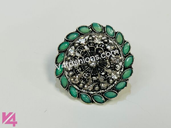 Green Kundan Finger ring