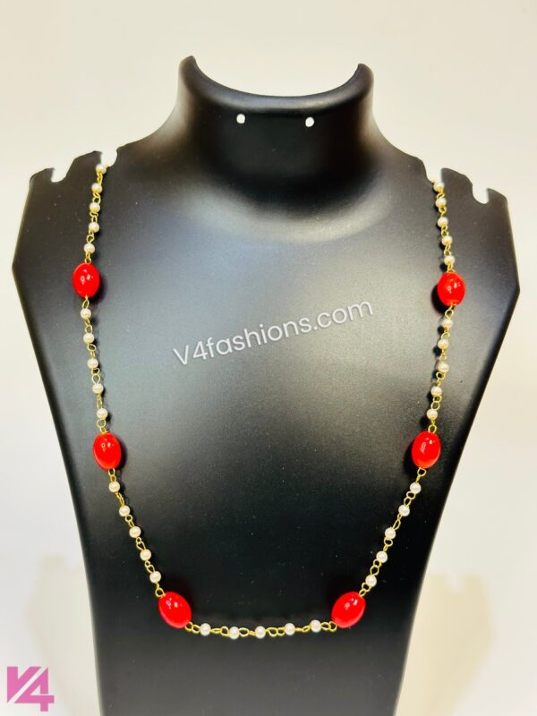 Red Pearl long necklace