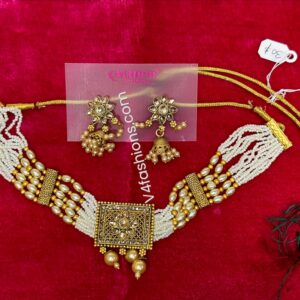 golden colour pendant choker set